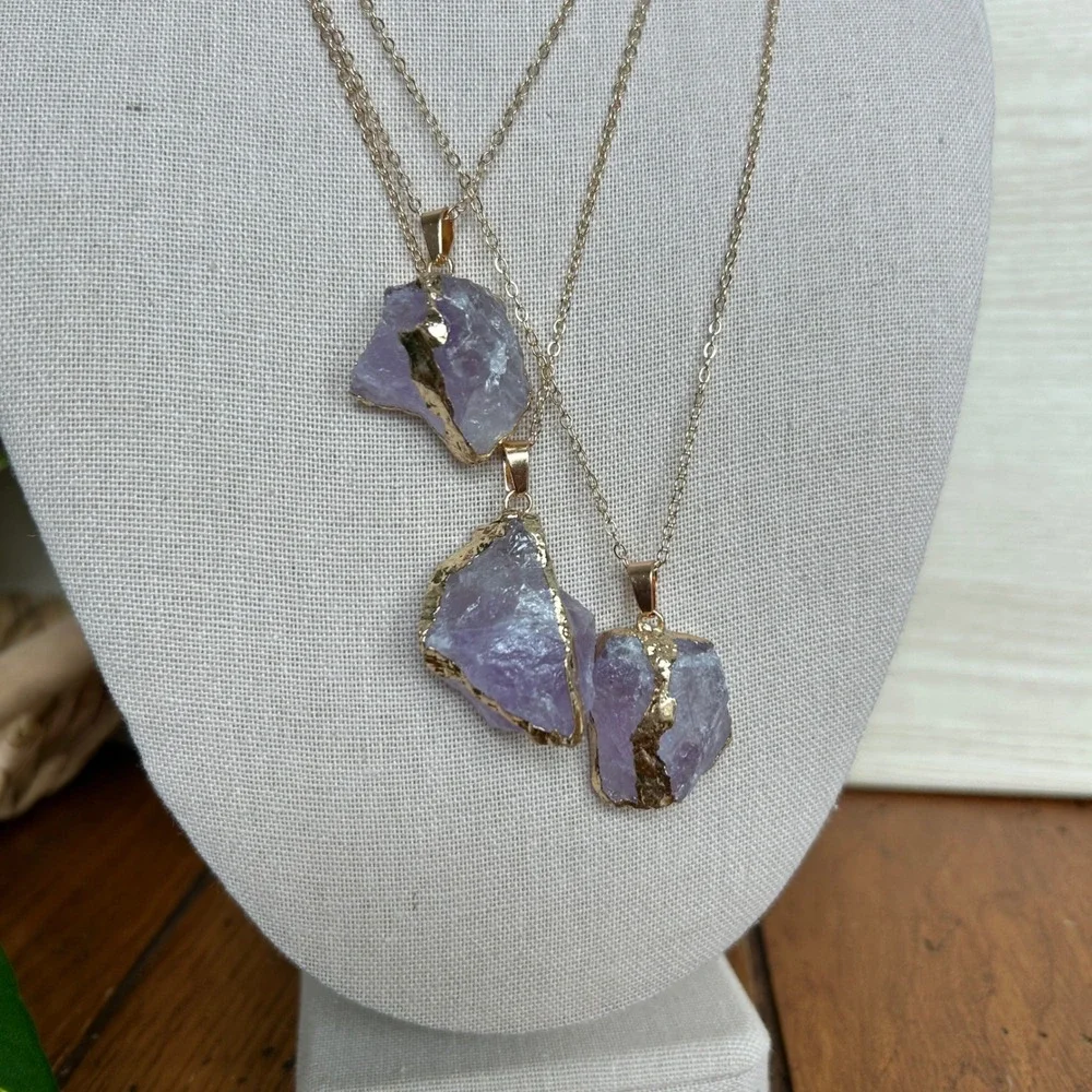 Handcrafted Natural Amethyst Crystal‎ Gold Plated Raw Gemstone Pendant Necklace